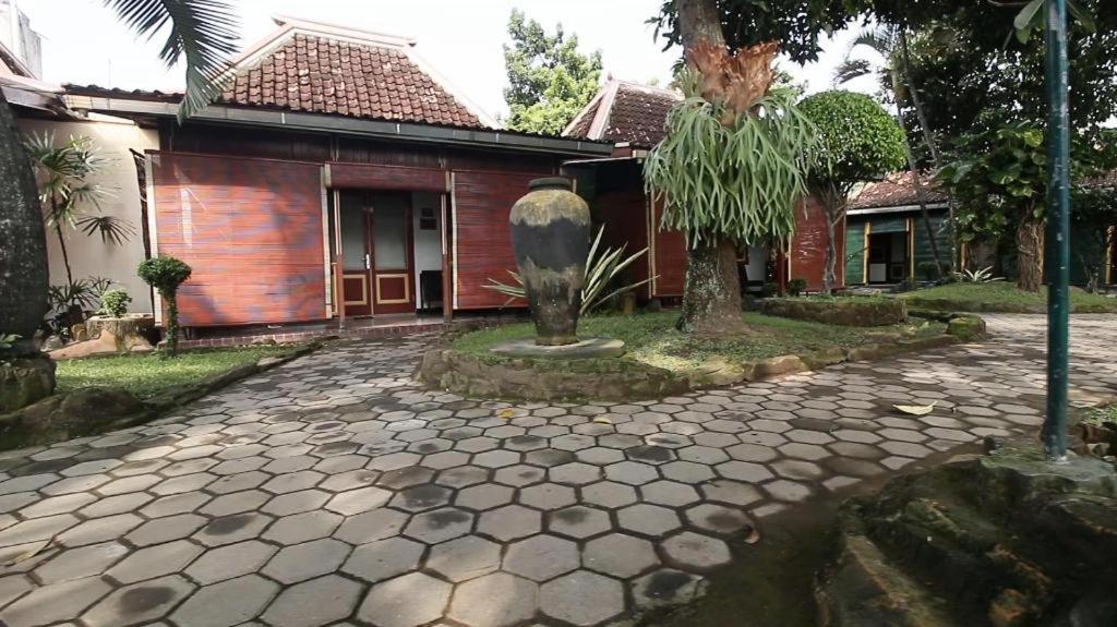 Hotel Batik Yogyakarta Luaran gambar