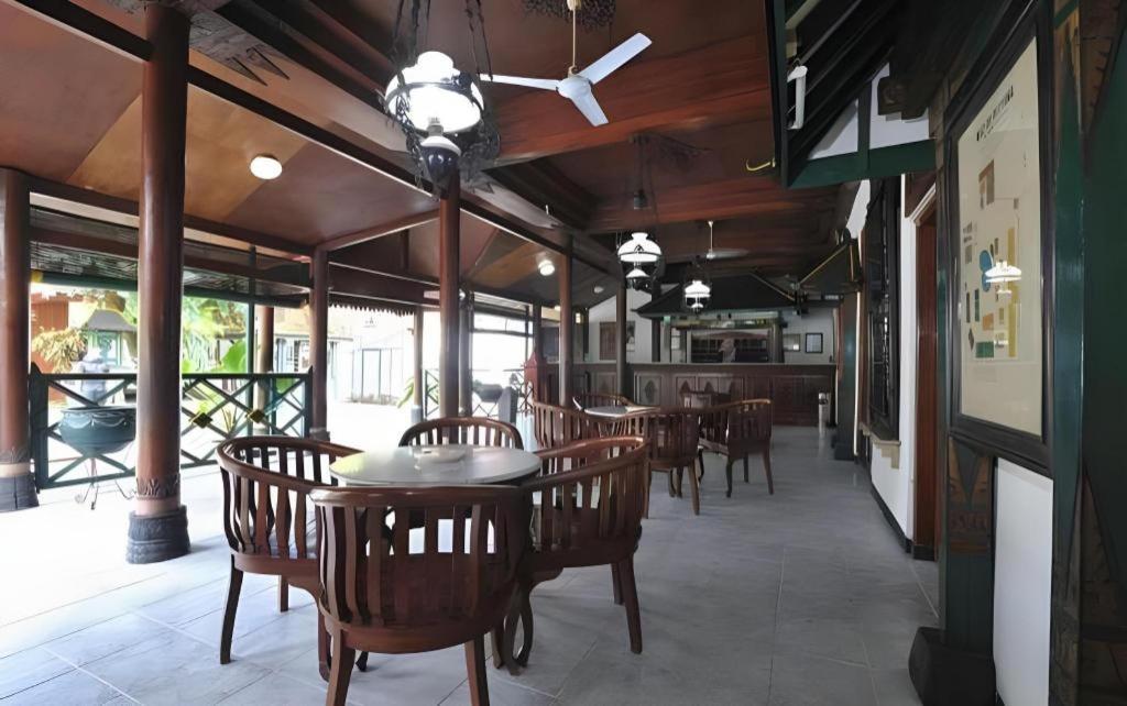Hotel Batik Yogyakarta Luaran gambar